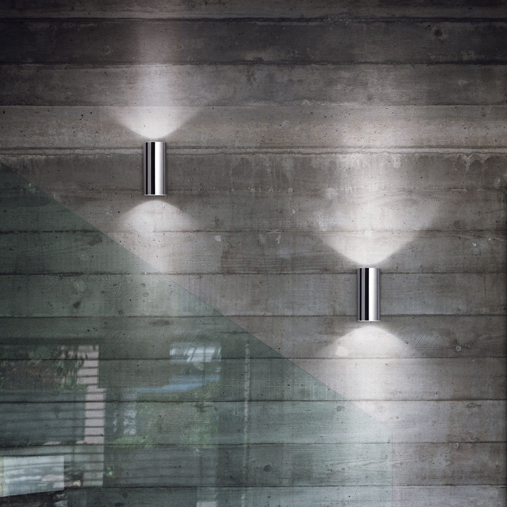 Detalj av Vegglampe Look krom metall 2-lys opp og ned
