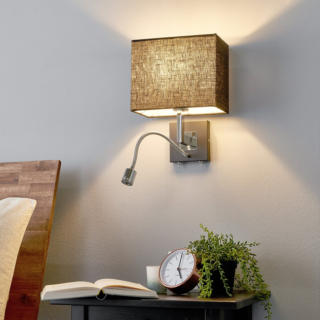 Detaljbilde av Vegglampe Rebekka tekstil svart med LED-lesearm dimbar E27
