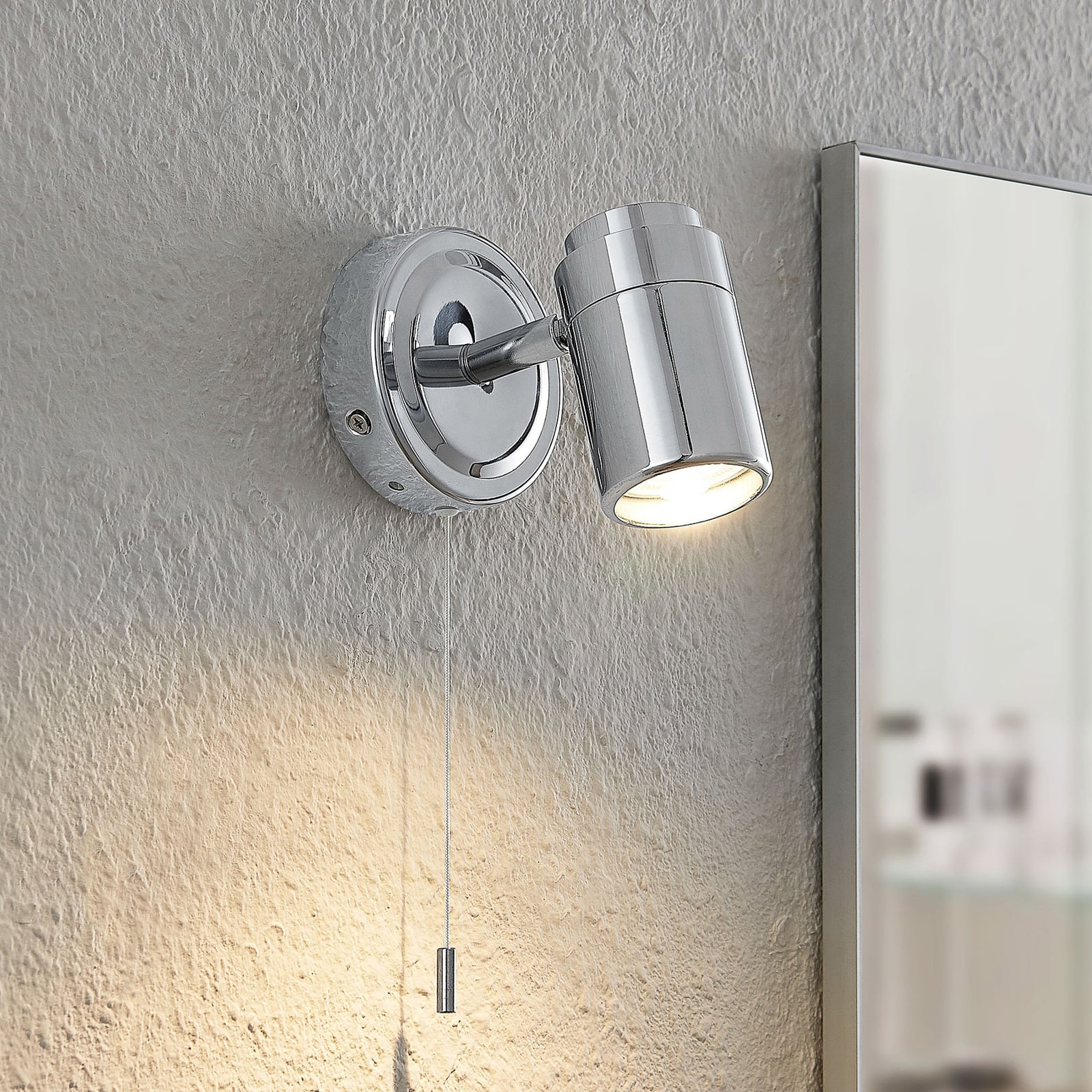Vegglampe Remilan krom GU10 med bryter IP44 forfra