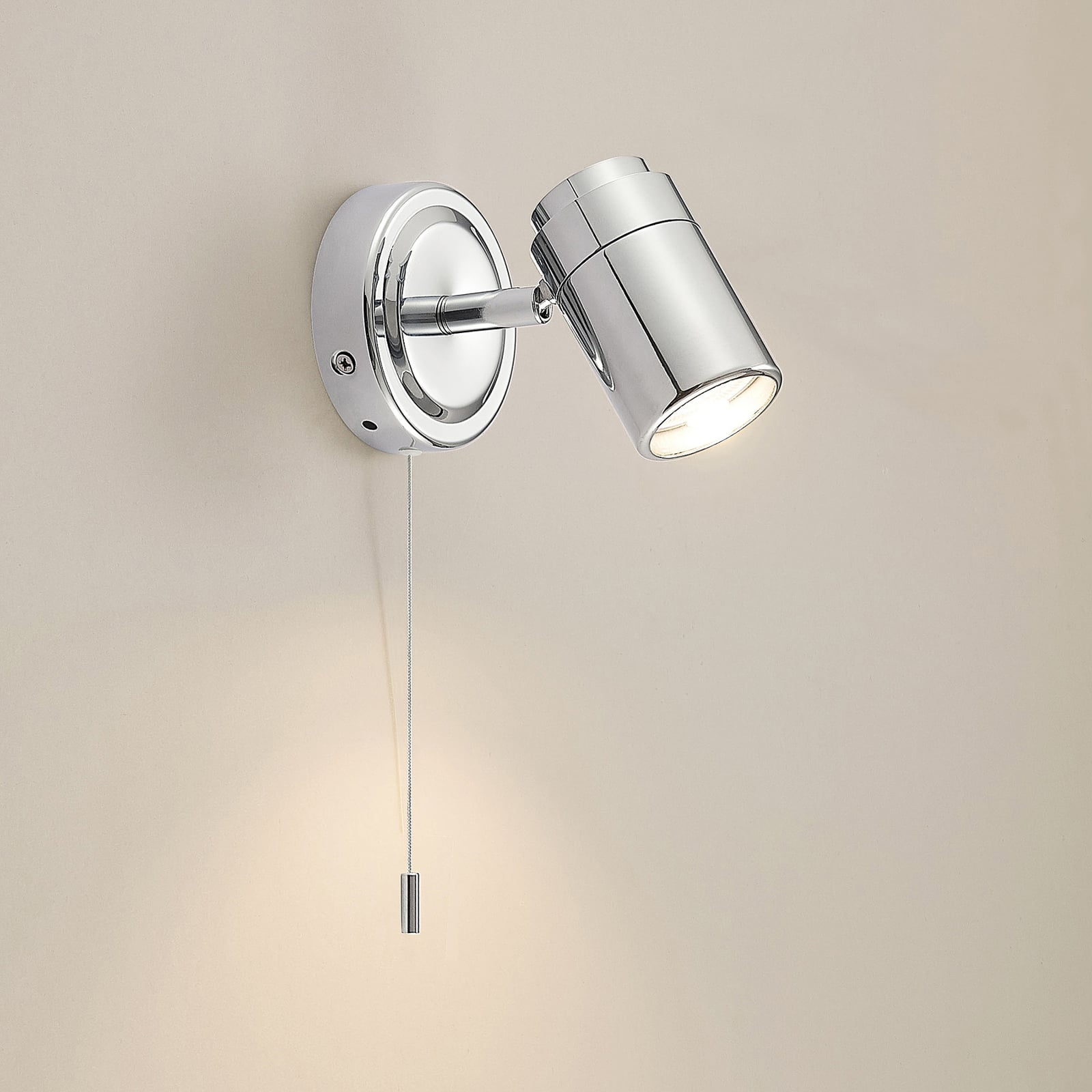 Detalj av vegglampe Remilan krom GU10 med bryter IP44