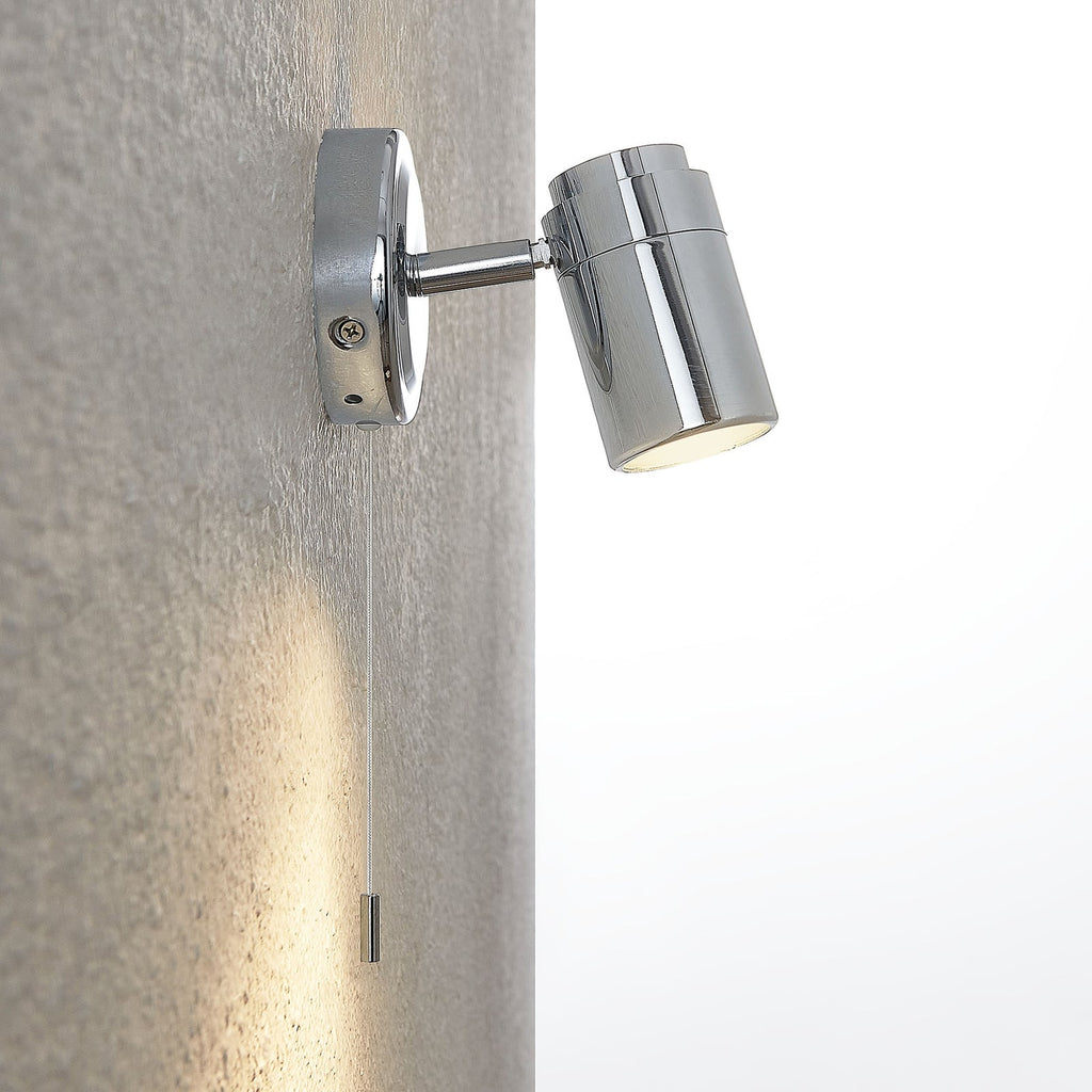 Vegglampe Remilan krom GU10 med bryter IP44 på vegg