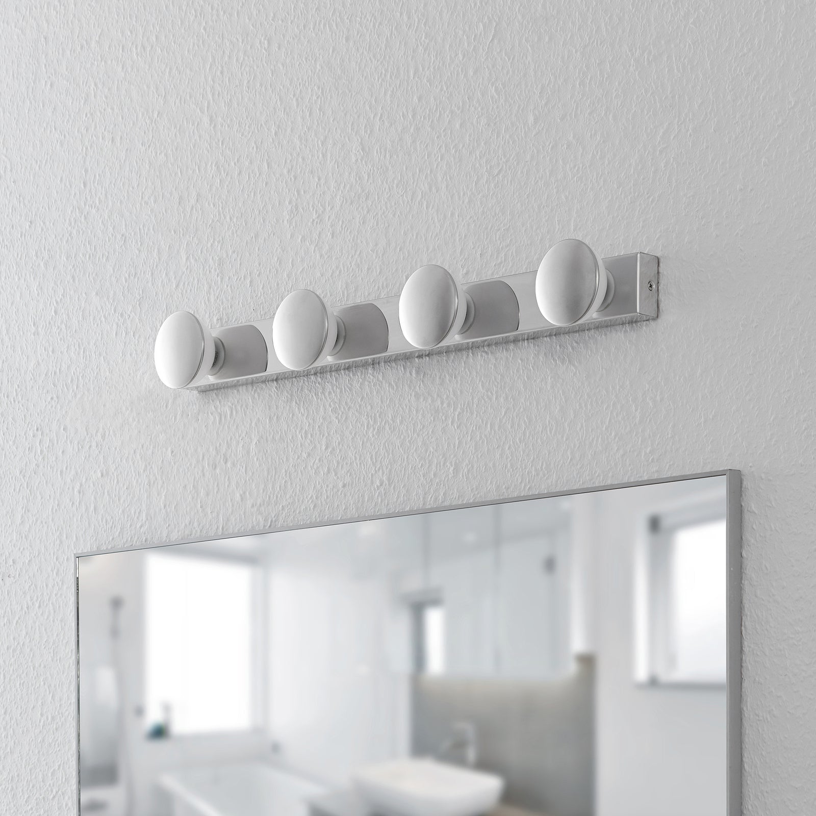 Detalj av vegglampe Sanscho 4-lys krom