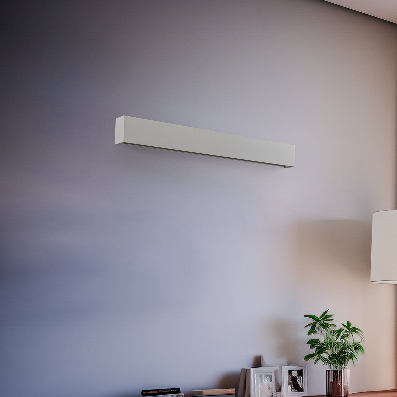 Vegglampe Straight S LED 62 cm hvit bakside
