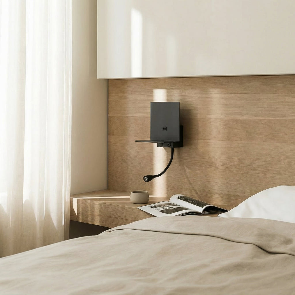 Montert Vegglampe Thorid svart med varmlys