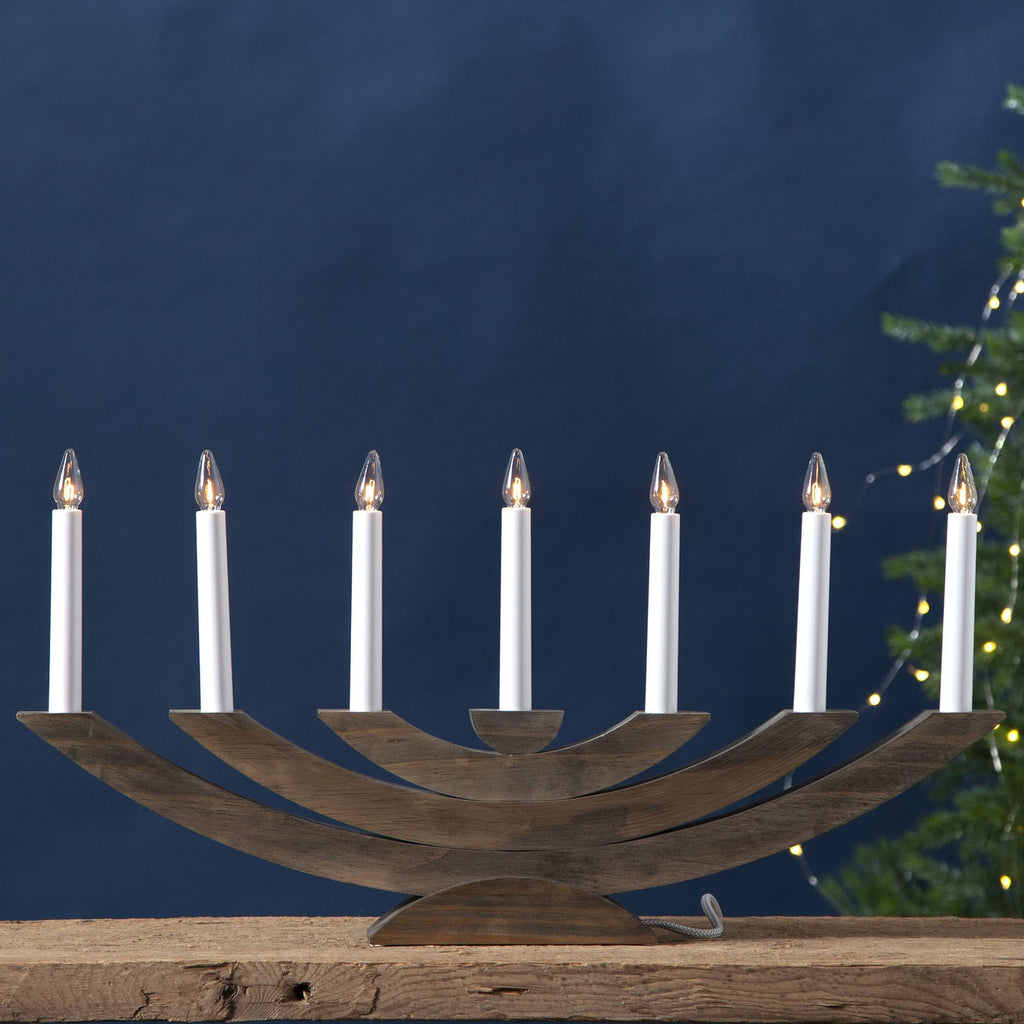 Vinduslysestake Navida 7-lys tre brun 60 cm forfra
